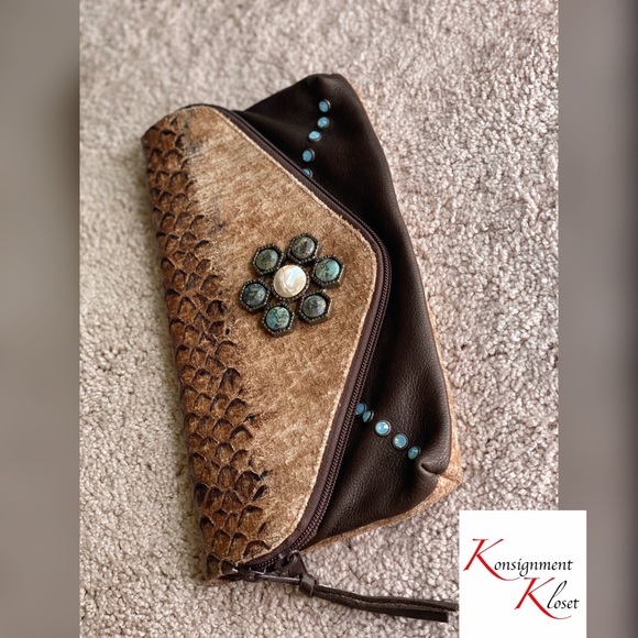 Leatherock Western Style Clutch - Picture 1 of 8